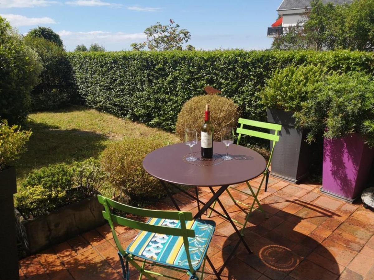 Studio Avec Jardin, Terrasse Et Parking A Trouville - Fr-1-712-34 Exterior foto